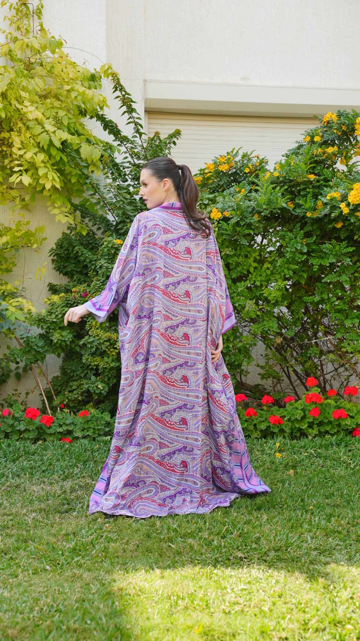 قفطان جميل وطويل بياقة قميص 30