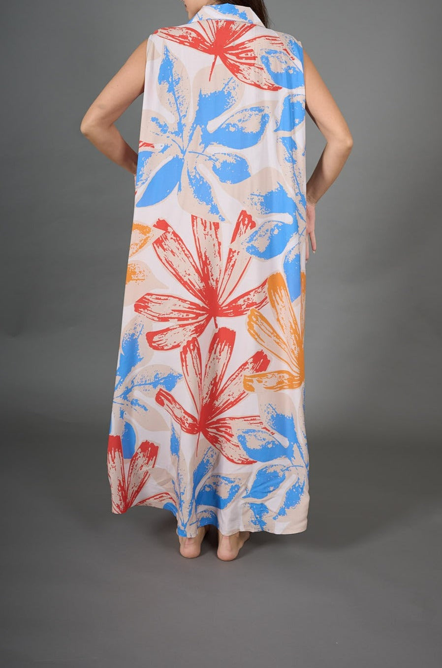 Breezy and Beautiful: Sleeveless Kaftan