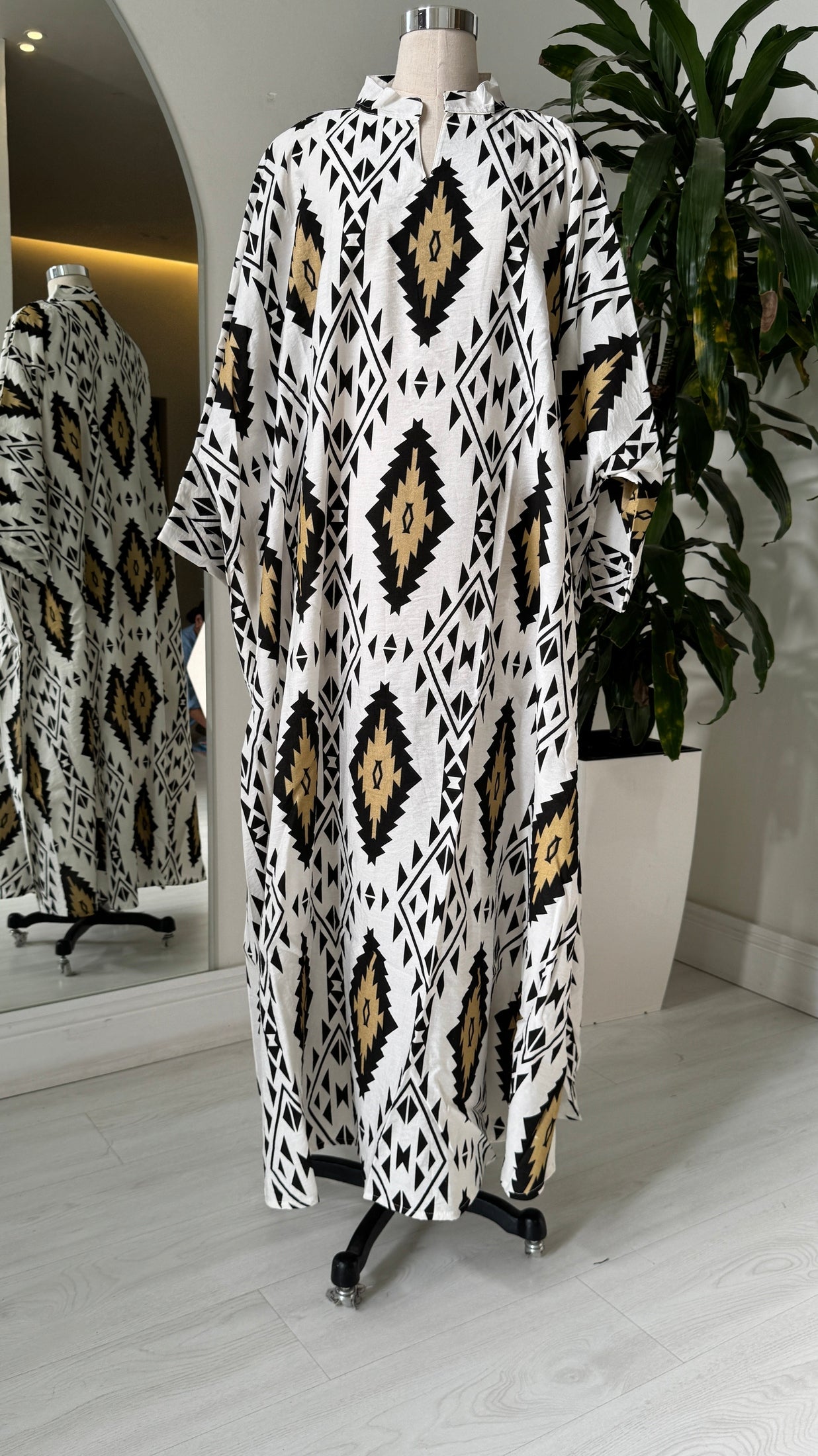 Chinese Elegant Kaftan 213