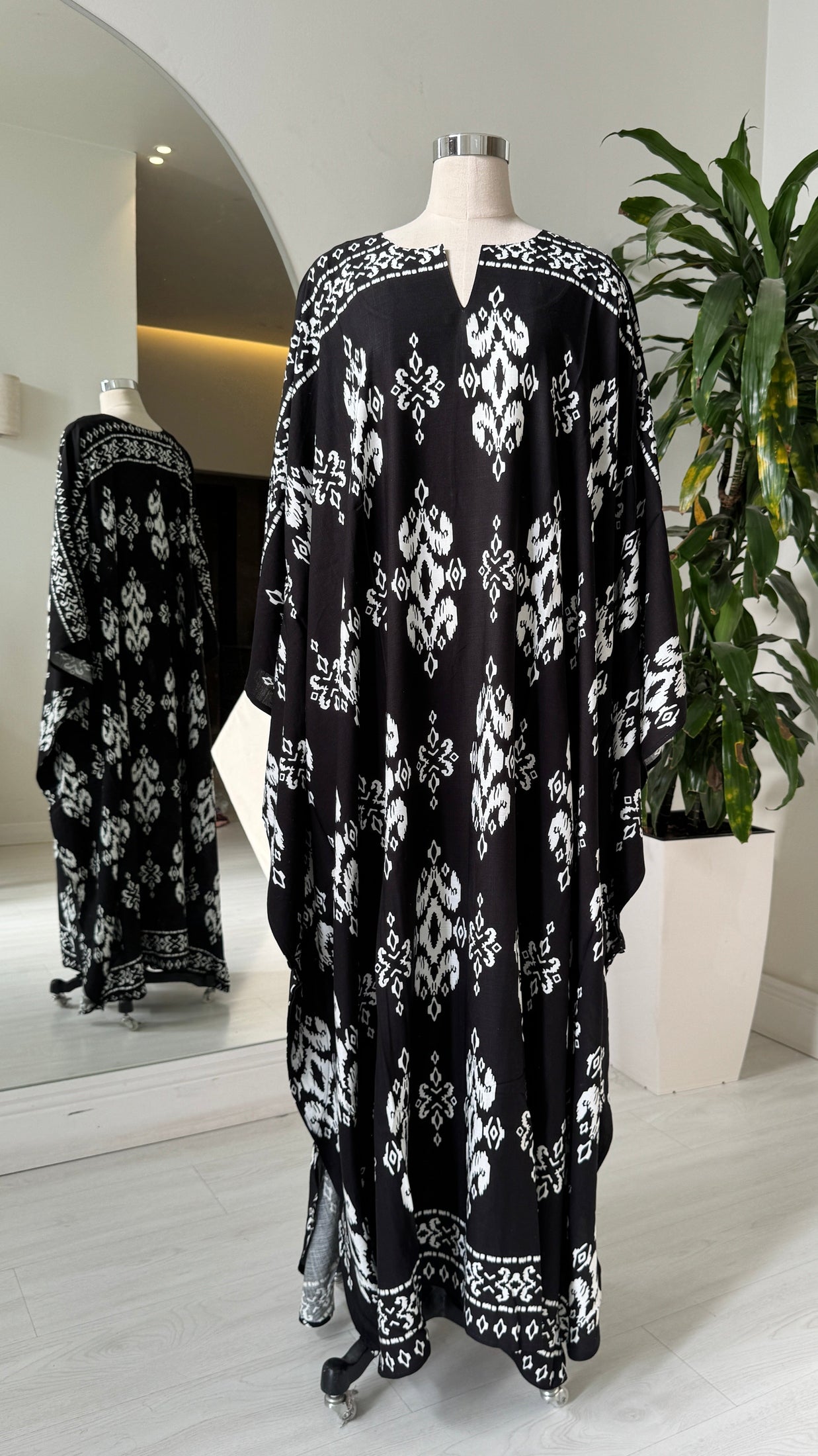 Butterfly Elegant Kaftan 221
