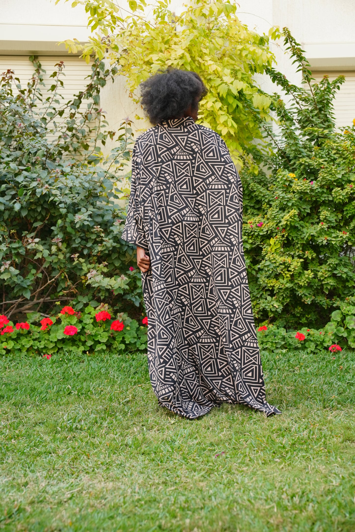 Mandarin Collar Beautiful & Tall Kaftan 100