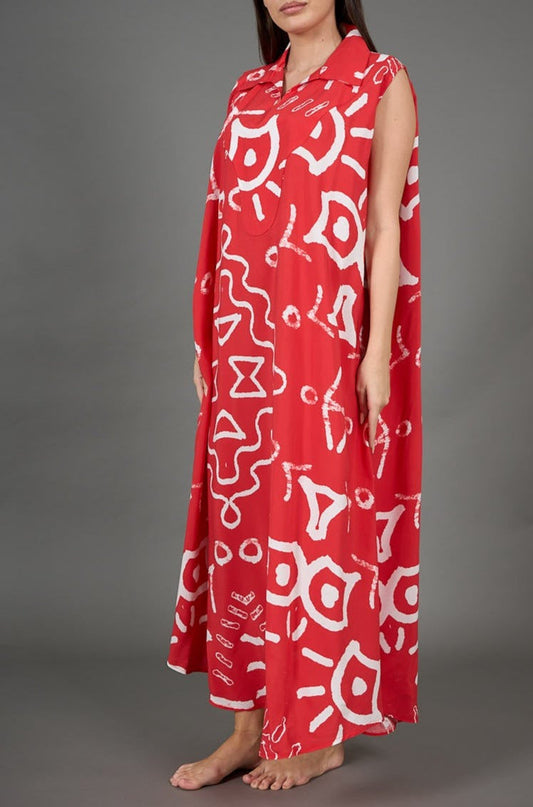A Tapestry of Comfort: Sleeveless Kaftan