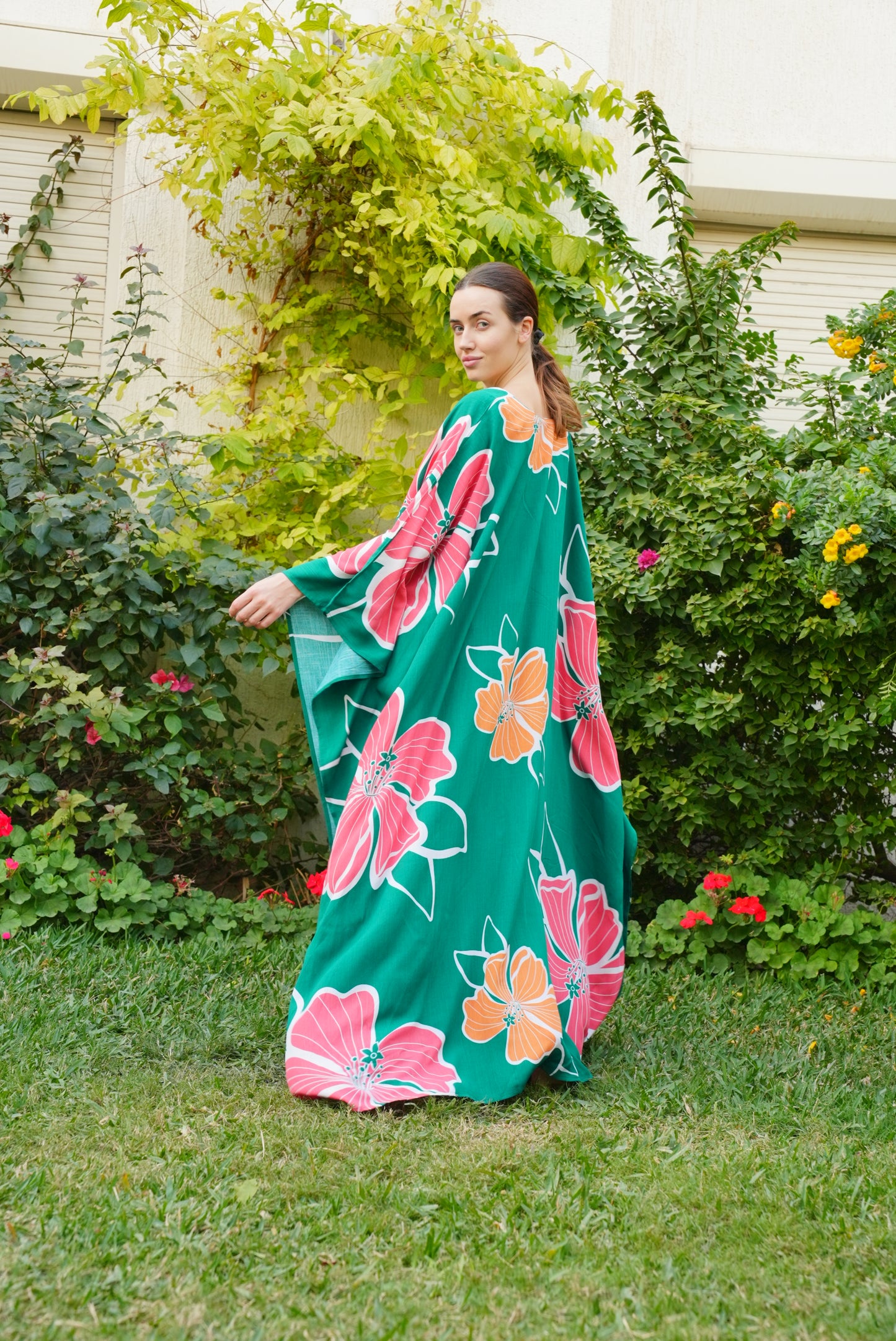 Elegant Kaftan 100
