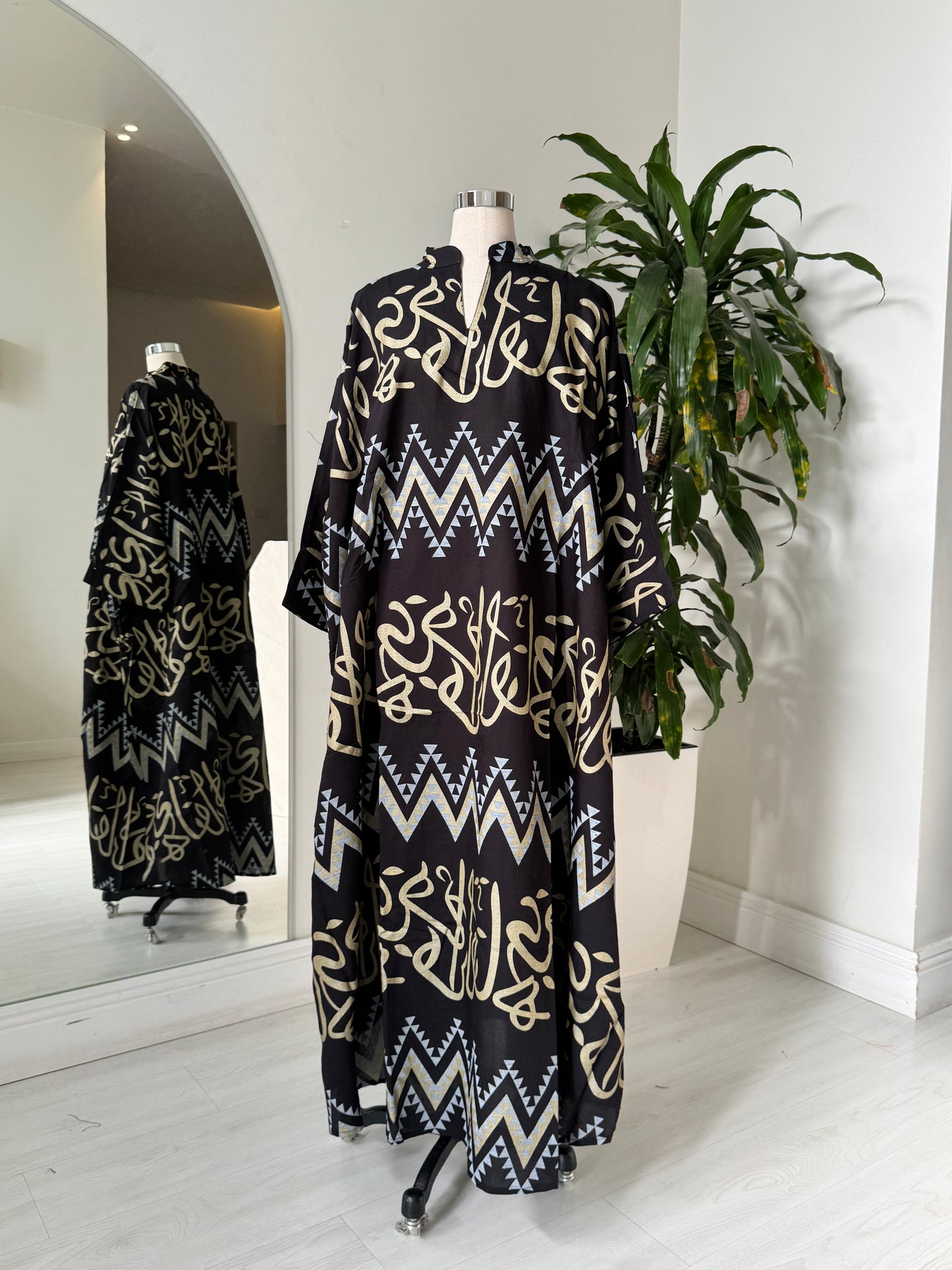 Chinese Elegant Kaftan 216