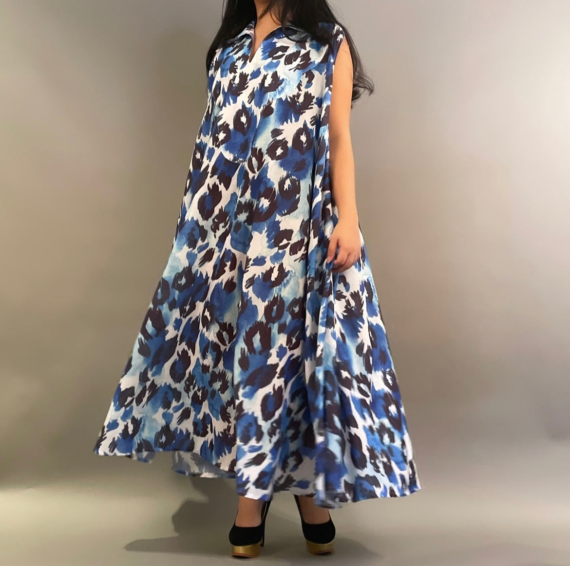 Blue Muccii Sleeveless kaftan dress